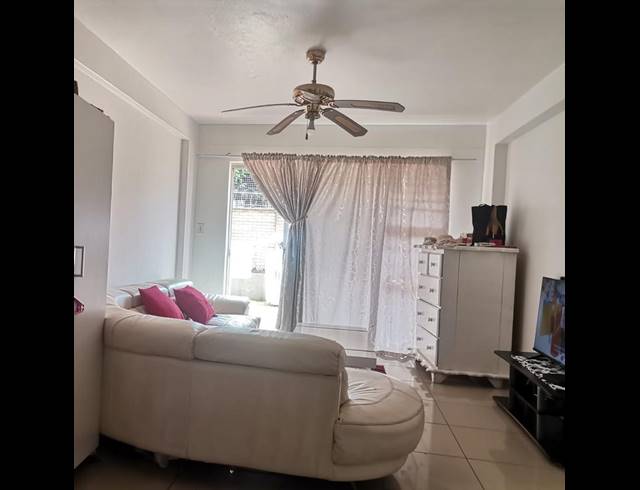 2 BEDROOM APARTMENT FOR SALE IN WILD EN WEIDE